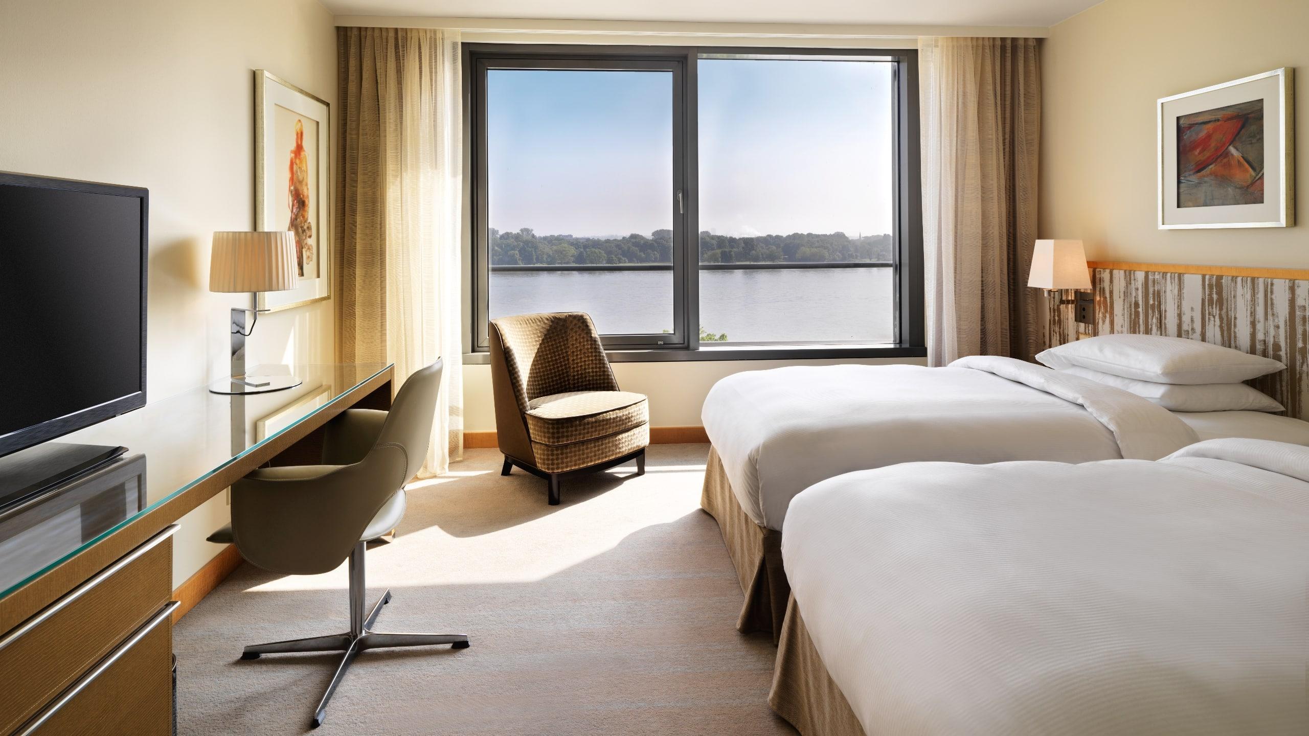 Hyatt Regency Mainz Ξενοδοχείο Εξωτερικό φωτογραφία A room at the hotel
